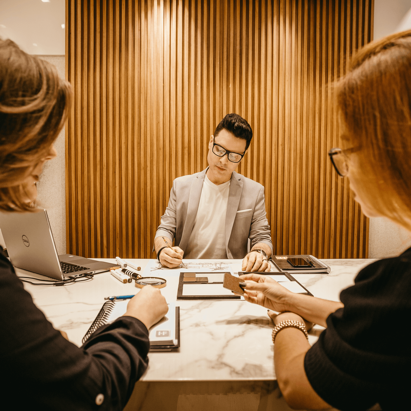 Outsourcing HR investigations