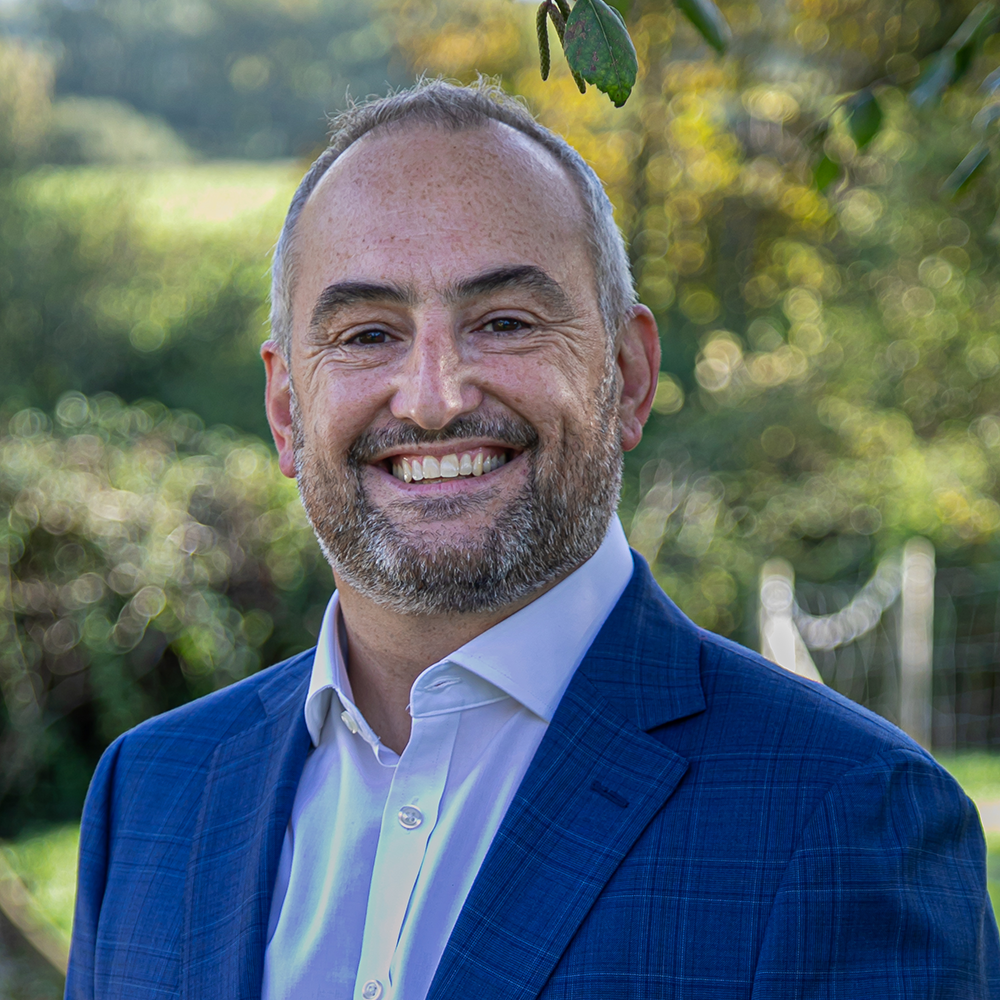 Stephen Brunt Leadership & Management
